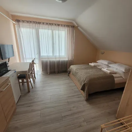 Azta Penzion
